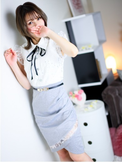 サムネイル9：小松 彩香